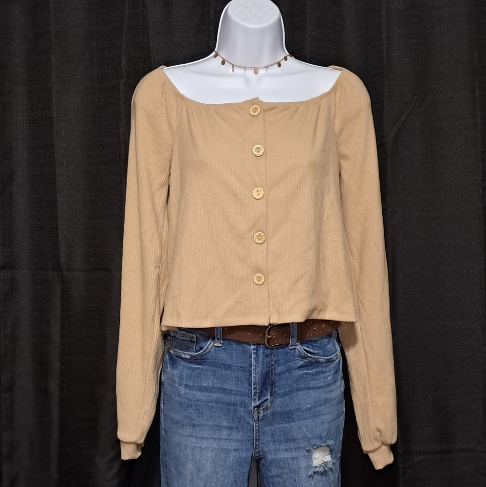 Women's  Button-Up cropped Top